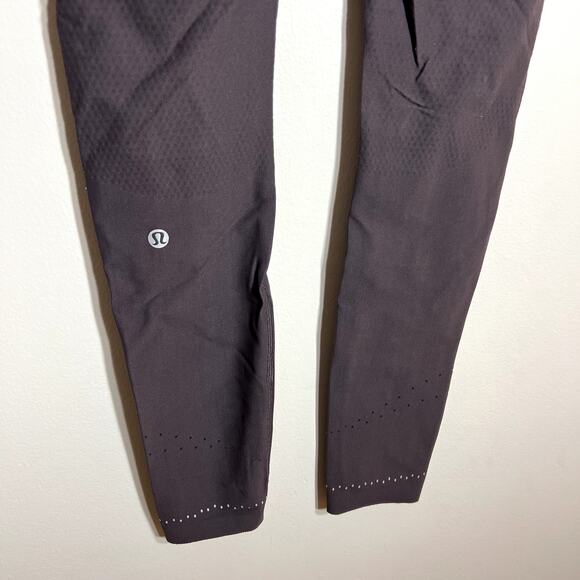 Lululemon In Focus Run Tight  LAST CALL - Picture 5 of 6